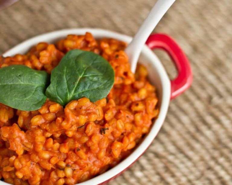 Easy Creamy Tomato Barley Risotto - Tasty Recipes