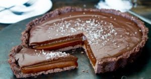 Out-of-This-World Chocolate Salted Caramel Tart - Tasty Recipes